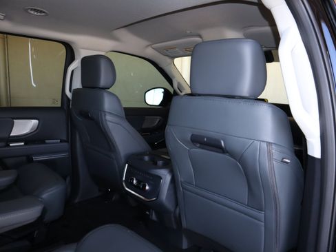 New 2026 Ford Expedition Max Active RWD image 43