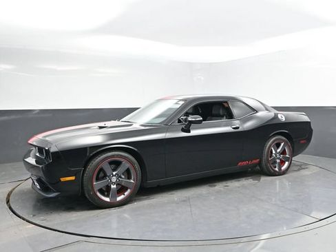 Used 2013 Dodge Challenger SXT RWD image 7