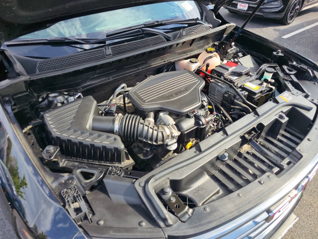 Certified 2023 GMC Acadia AT4 w/ Trailering Package AWD/4WD image 33