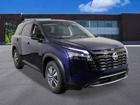 New 2026 Nissan Pathfinder SL FWD image 7