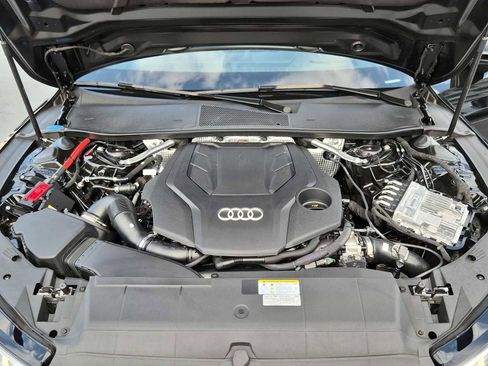 Certified 2025 Audi A7 Prestige image 12