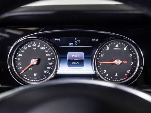 Used 2018 Mercedes-Benz E 400 Coupe image 25