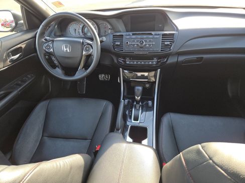 Used 2017 Honda Accord Sport Special Edition image 22