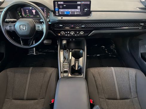 Used 2024 Honda Accord Sport image 3
