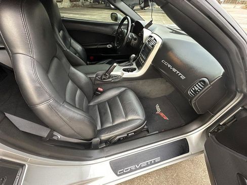 Used 2007 Chevrolet Corvette Convertible w/ Preferred Equipment Group image 39
