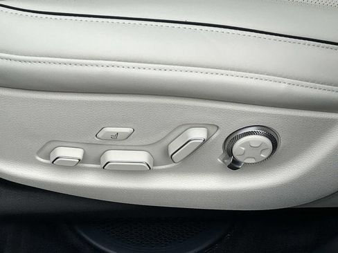 New 2026 Genesis GV80 3.5T Prestige image 17