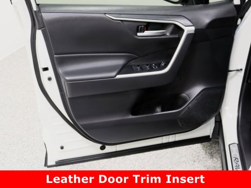 Used 2024 Toyota RAV4 XLE image 12