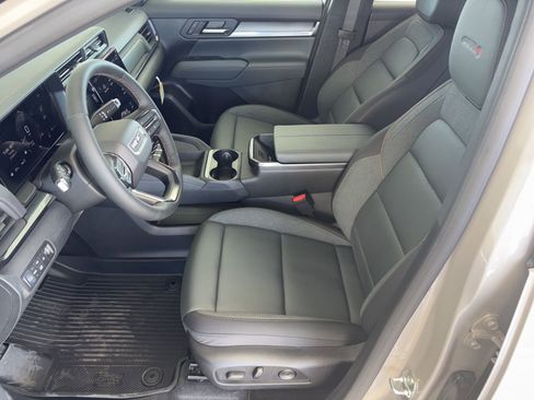 New 2026 GMC Terrain AT4 w/ Convenience Package III image 10