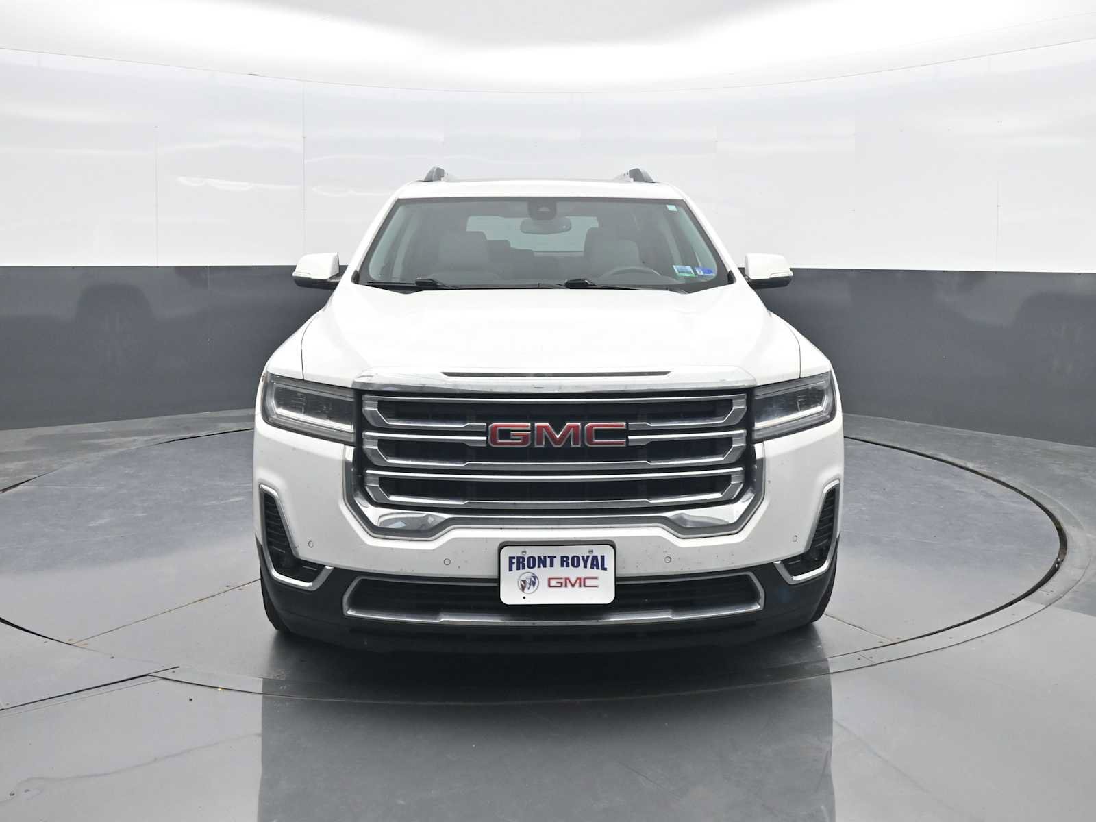 Used 2021 GMC Acadia SLT w/ LPO, Floor Liner Package AWD/4WD image 3