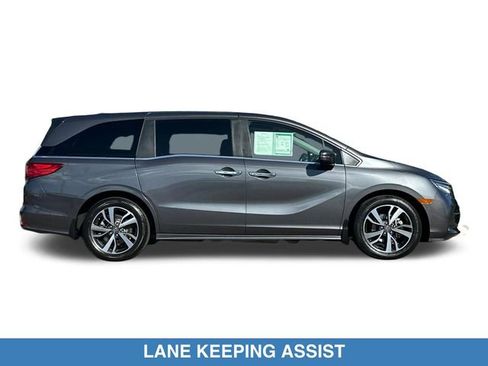 Certified 2024 Honda Odyssey Touring image 5
