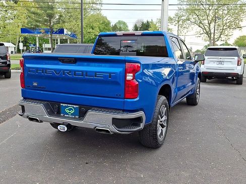 Certified 2022 Chevrolet Silverado 1500 LT w/ Z71 Off-Road Package AWD/4WD image 2