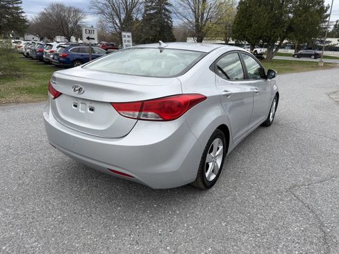 Used 2013 Hyundai Elantra GLS w/ Preferred Pkg FWD image 5