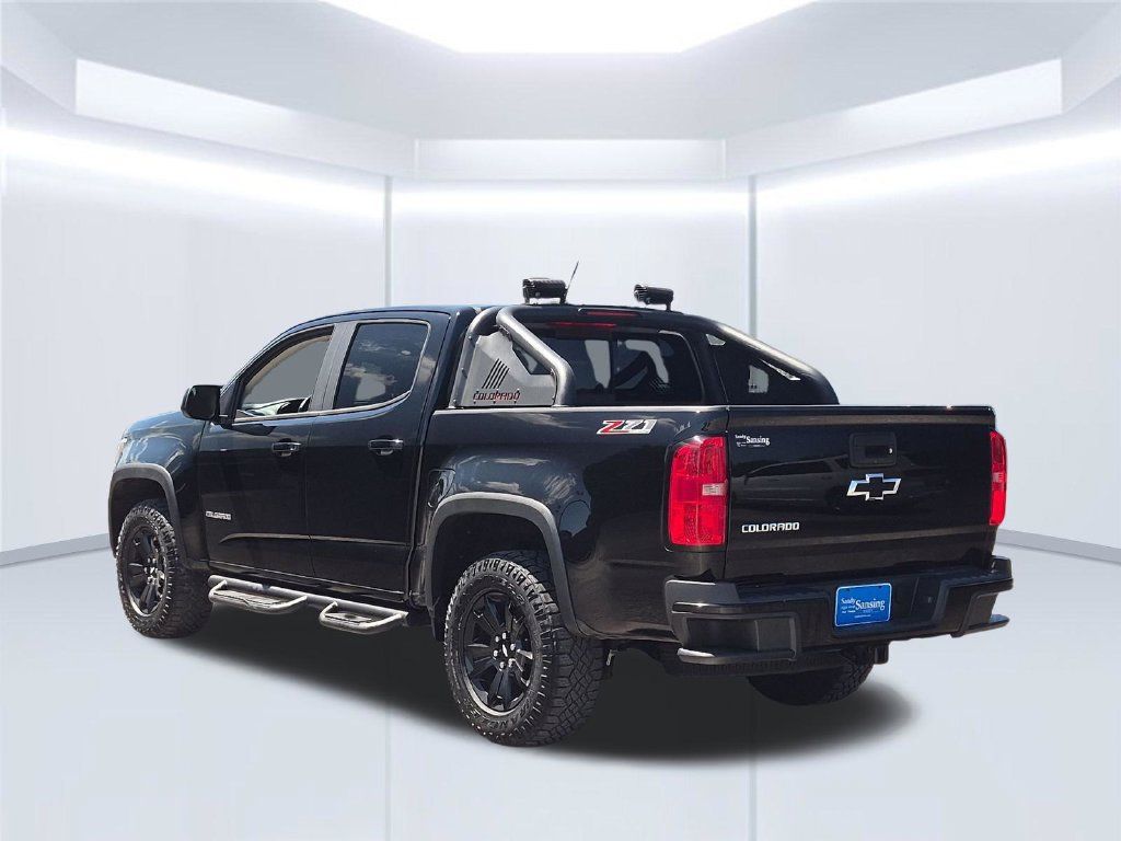 Used 2016 Chevrolet Colorado Z71 AWD/4WD image 3