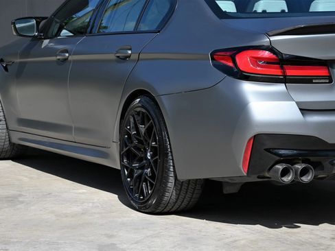 Used 2023 BMW M5 w/ Competition Package image 17