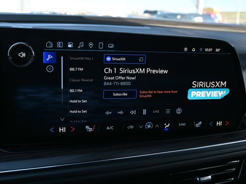 Certified 2025 Chevrolet Tahoe Z71 image 37