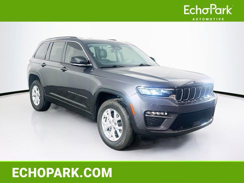 Used 2023 Jeep Grand Cherokee Limited w/ Luxury Tech Group II AWD/4WD image 1