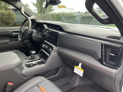 New 2026 GMC Sierra 1500 AT4 w/ AT4 Premium Package image 30