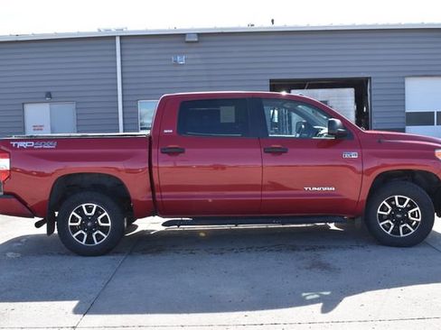 Used 2017 Toyota Tundra SR5 w/ TRD Off Road Package AWD/4WD image 4