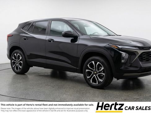 Used 2025 Chevrolet TrailBlazer LT image 1