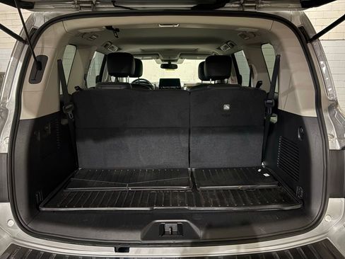 Used 2024 Nissan Armada SL w/ Captain's Chairs Package image 13