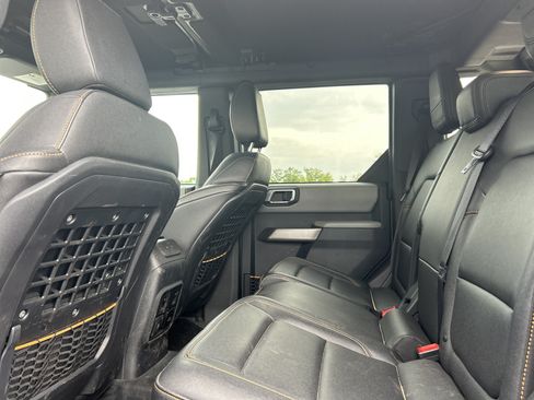 Used 2023 Ford Bronco Badlands AWD/4WD image 11