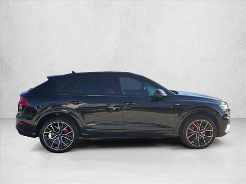 Used 2023 Audi Q8 Premium Plus AWD/4WD image 4