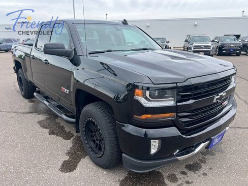 Certified 2018 Chevrolet Silverado 1500 LT w/ Rally 2 Edition AWD/4WD image 9