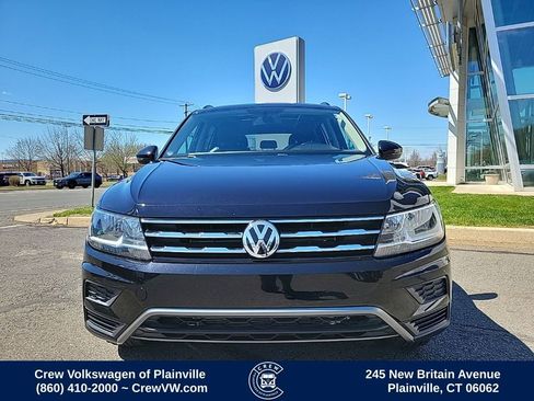 Used 2018 Volkswagen Tiguan SE w/ Panoramic Sunroof Package image 22