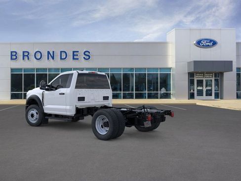 New 2026 Ford F550 4x4 Regular Cab Super Duty image 4