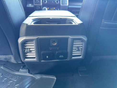 Used 2019 Ford F150 Platinum w/ Equipment Group 701A Luxury image 47