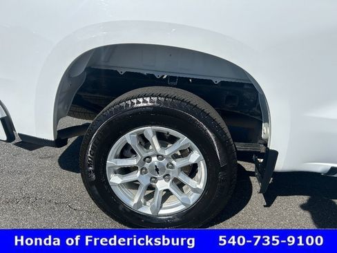 Used 2026 Chevrolet Silverado 1500 RST AWD/4WD image 32