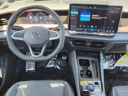 New 2026 Volkswagen Tiguan SEL R-Line