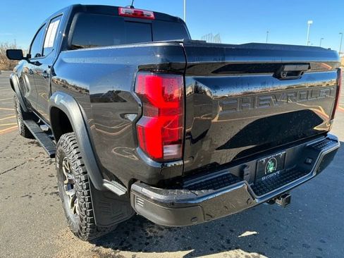 Used 2024 Chevrolet Colorado ZR2 w/ ZR2 Convenience Package III image 4