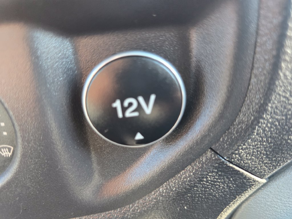 Used 2018 Ford Transit 250 148 Medium Roof RWD image 23