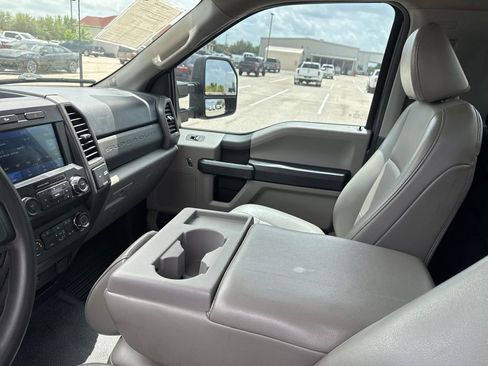 Used 2021 Ford F350 XL w/ Power Equipment Group RWD image 16