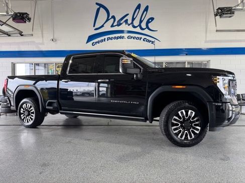 Used 2024 GMC Sierra 2500 Denali Ultimate AWD/4WD image 1