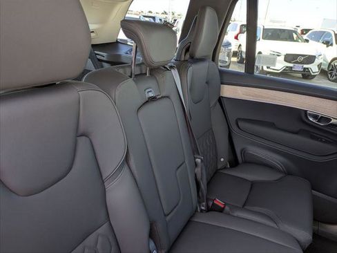 Used 2025 Volvo XC90 B6 Core w/ Protection Package Premier image 24