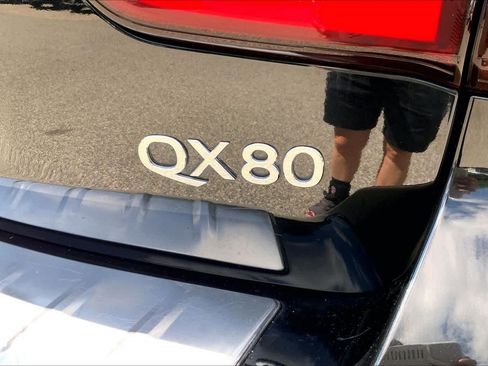 Used 2020 INFINITI QX80 Luxe w/ Sensory Package AWD/4WD image 31