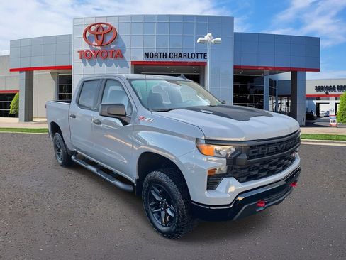 Used 2025 Chevrolet Silverado 1500 Custom Trail Boss image 3