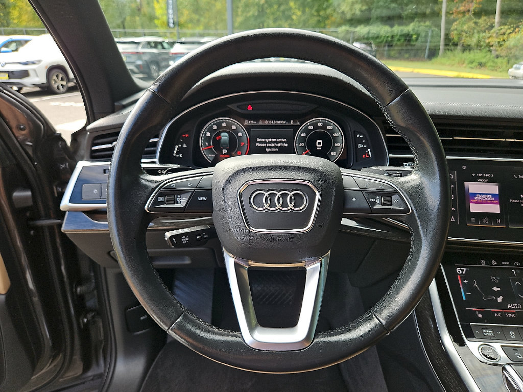 Used 2023 Audi Q7 3.0T Premium AWD/4WD image 21