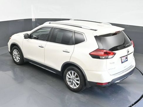 Used 2018 Nissan Rogue SV FWD image 30