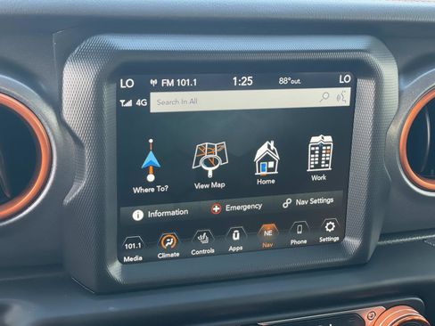 Used 2022 Jeep Gladiator Mojave w/ LED Lighting Group image 13