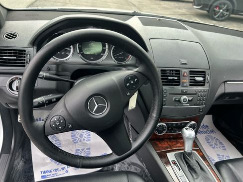 Used 2010 Mercedes-Benz C 300 4MATIC Sedan image 13