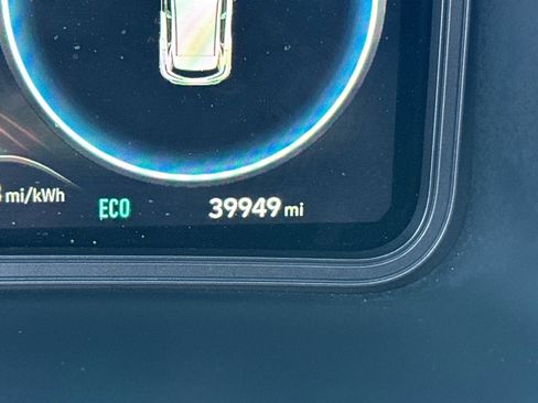 Used 2023 Hyundai Kona SE w/ Cargo Package image 25