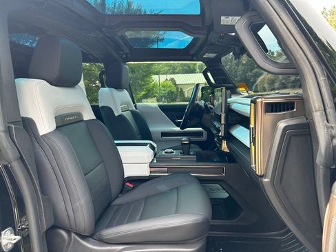 Used 2024 GMC Hummer EV 3X AWD/4WD image 51