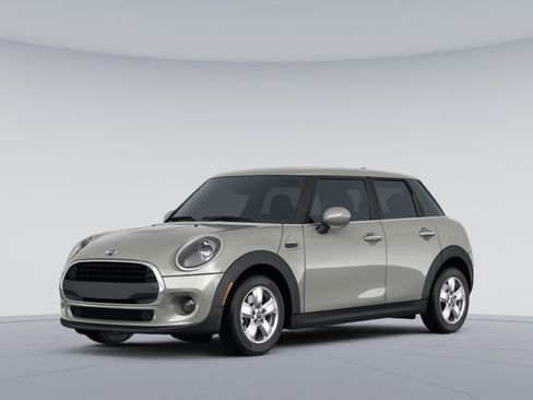 Used 2021 MINI Cooper 4-Door Hardtop image 1