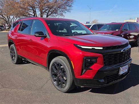 New 2026 Chevrolet Traverse RS w/ LPO, Floor Liner Package image 5