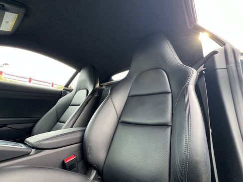 Used 2018 Porsche 718 Cayman GTS image 15