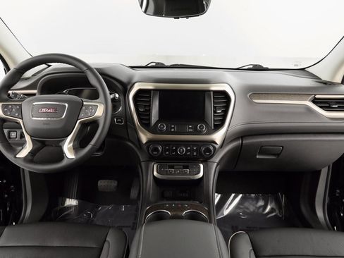 Used 2023 GMC Acadia Denali w/ Denali Technology Package image 2