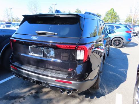 New 2026 Ford Explorer ST w/ Sun And Sound Package image 4